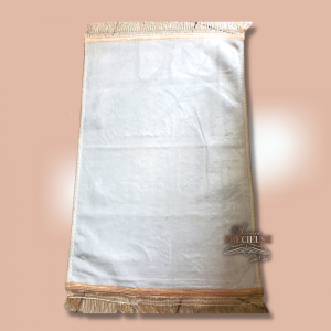 Tapis en velours blanc